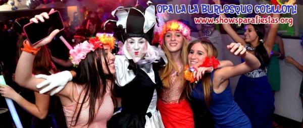 opa lala burlesque cotillon  por Onirika producciones